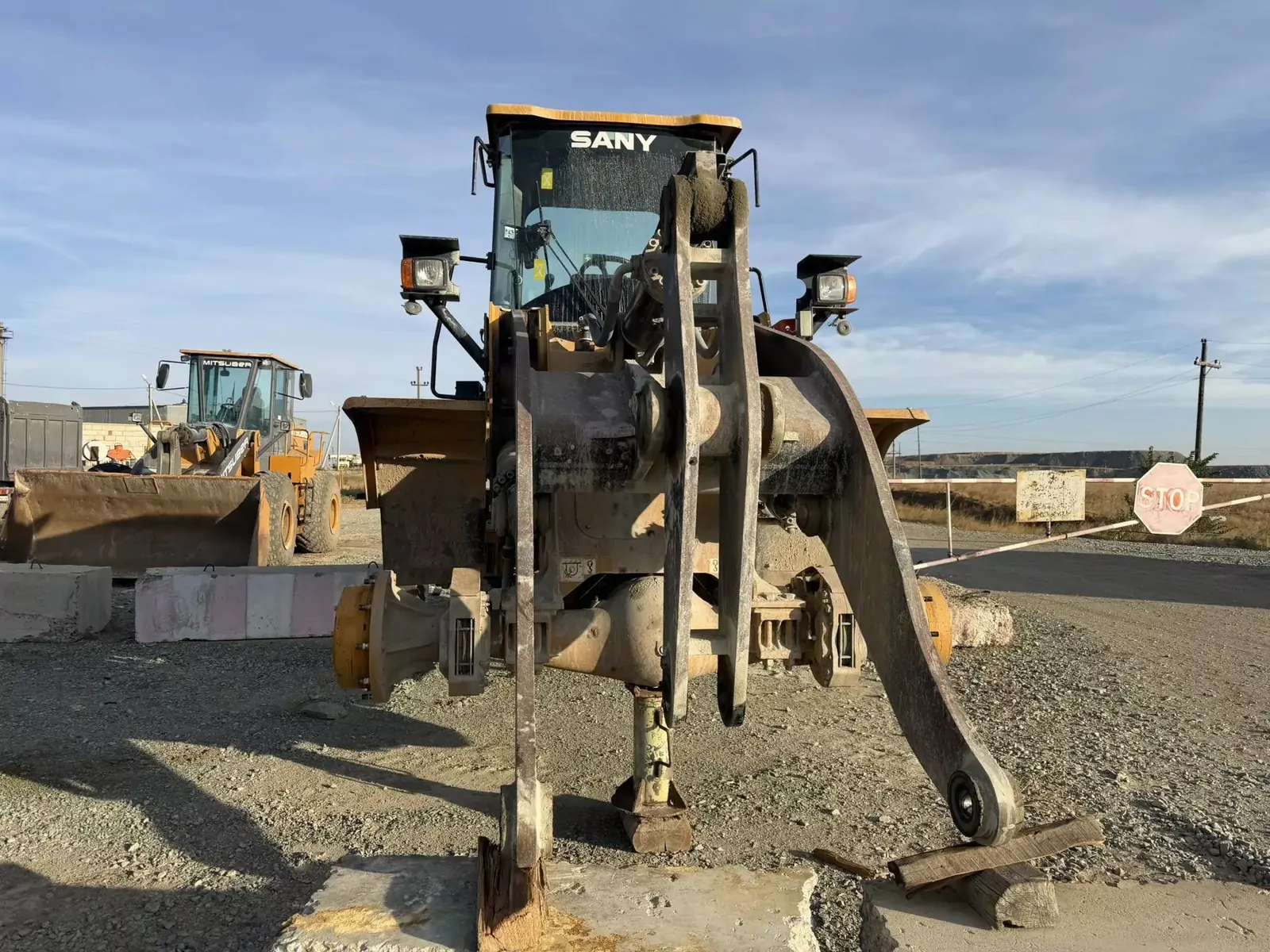 SANY SW953K1 Фронтальный погрузчик