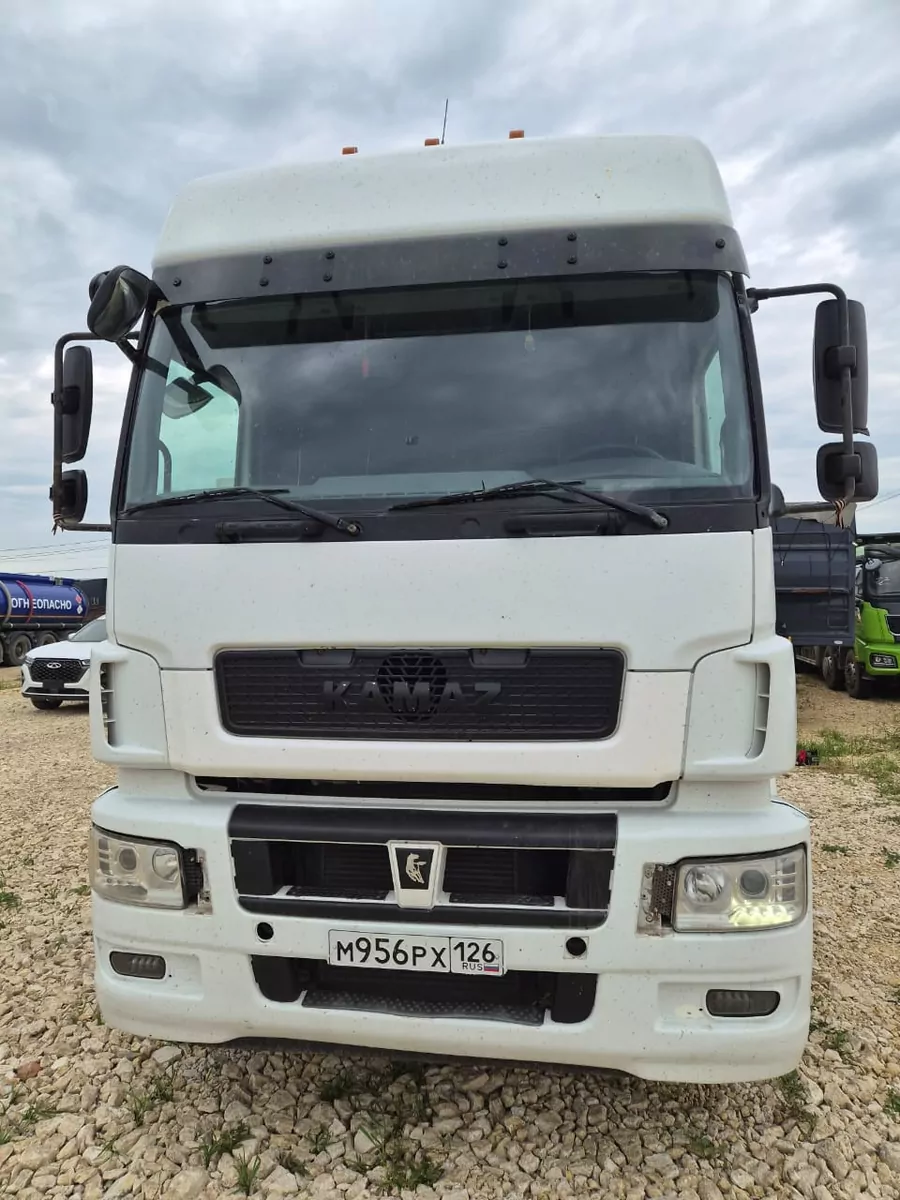 КамАЗ 5490 4x2 Седельный тягач