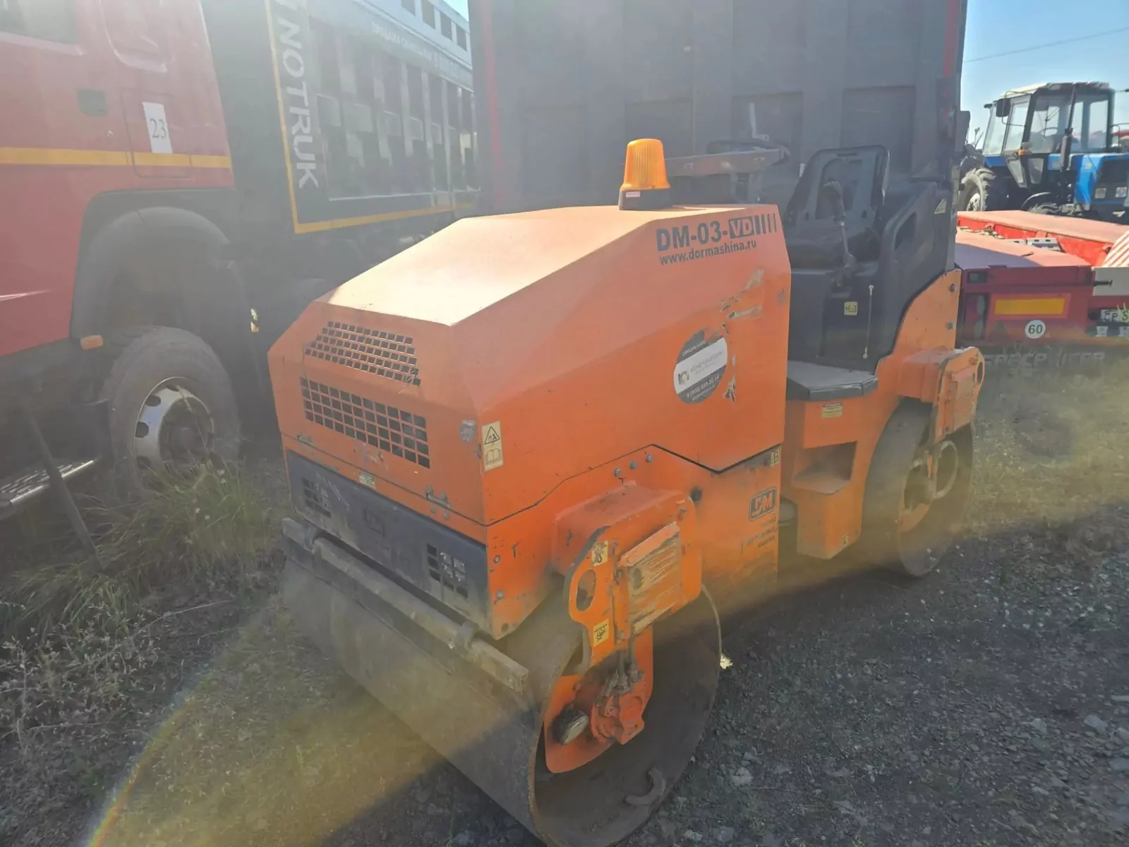 Завод дорожных машин DM-03 Каток