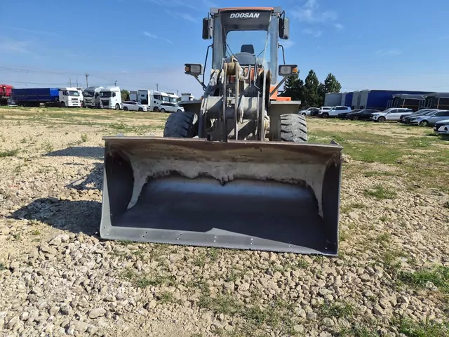 Doosan DISD SD200 Фронтальный погрузчик