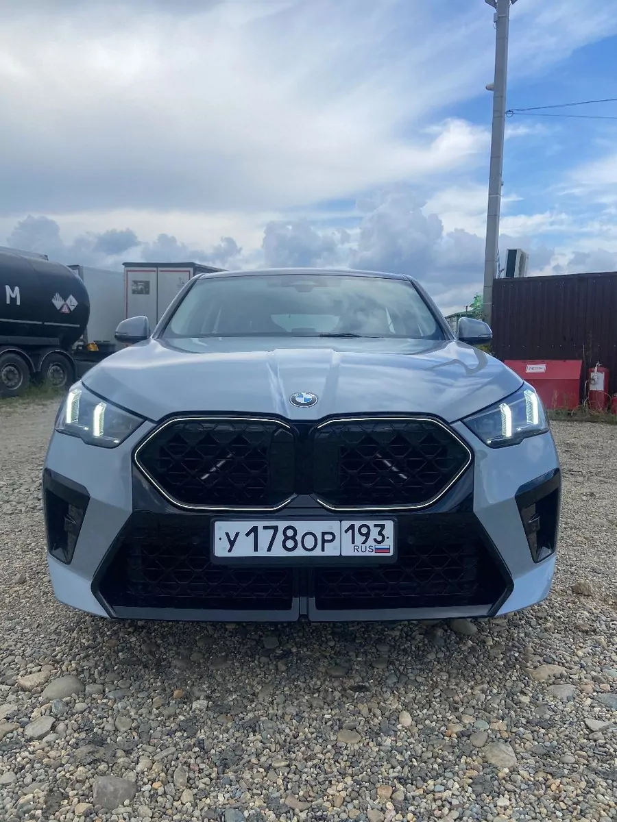 BMW X2