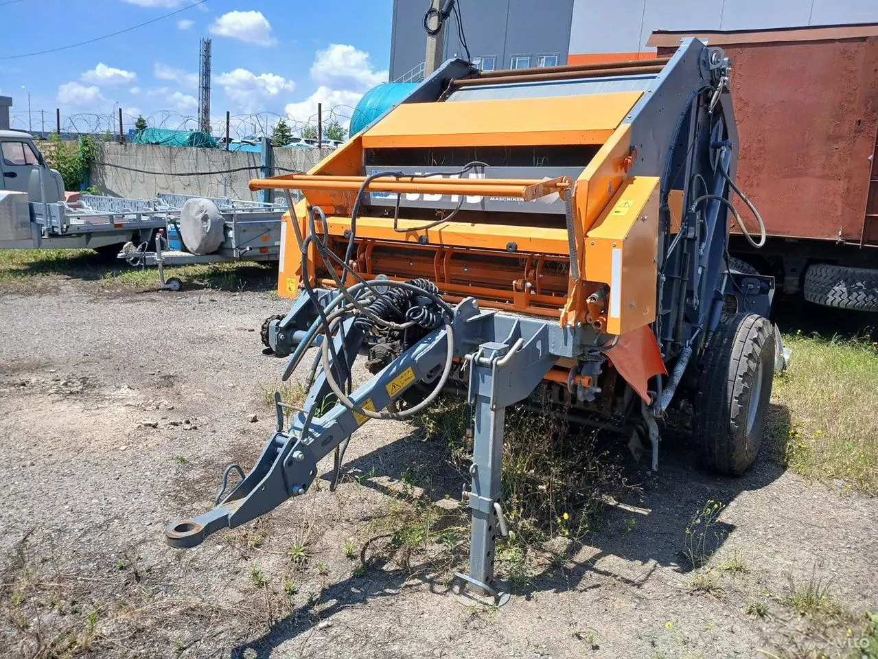 Пресс-подборщик JB15NW