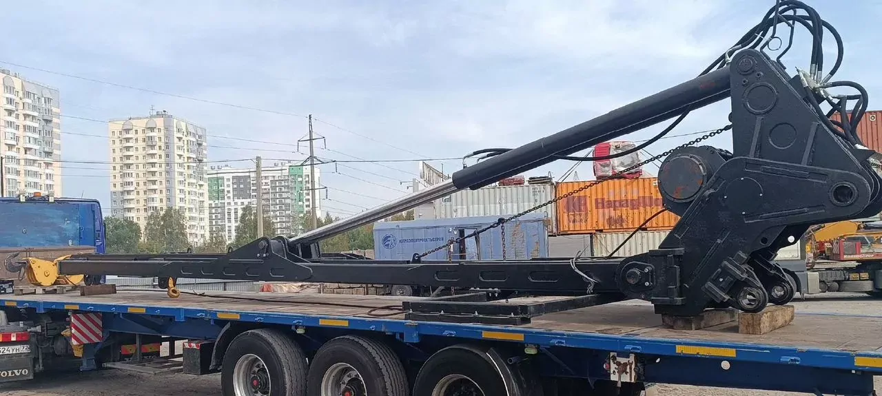 Съемное навесное устройство крана-трубоукладчика ТУ-1СК на базе гусеничного экскаватора SANY SY330H