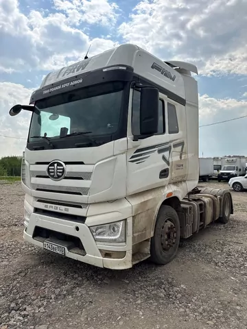 FAW J7 4x2 Седельный тягач