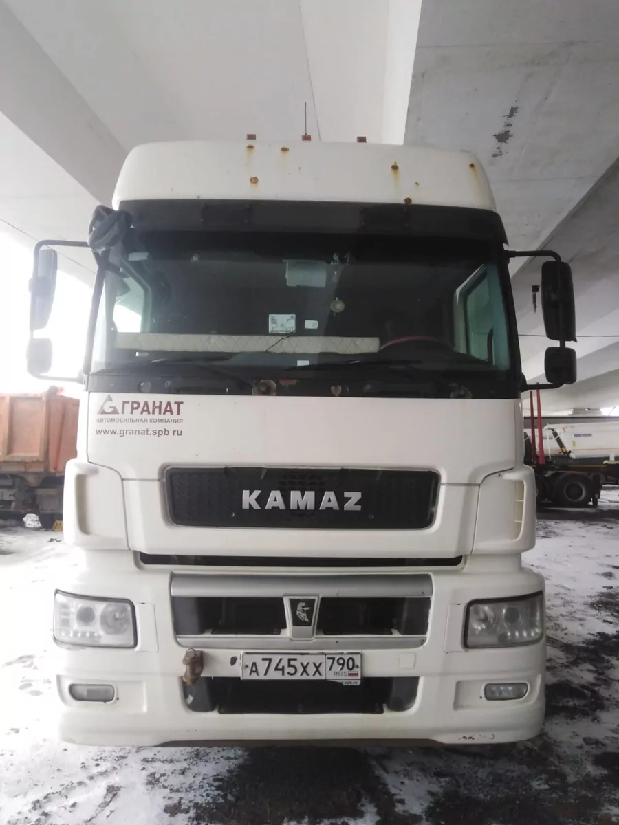 КамАЗ 5490 4x2 Седельный тягач