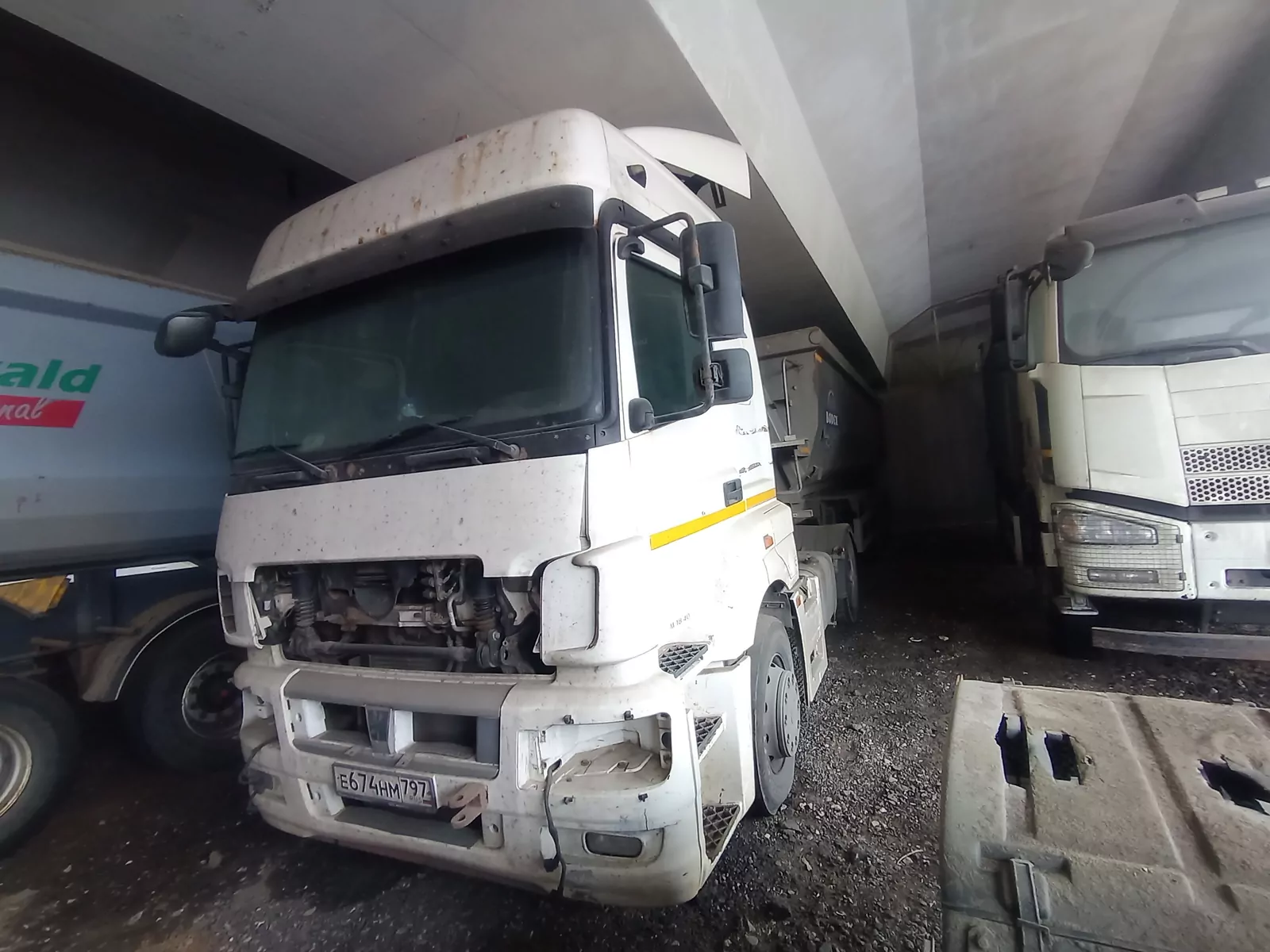 КамАЗ 5490 4x2 Седельный тягач