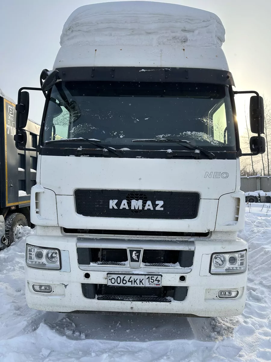 КамАЗ 5490 4x2 Седельный тягач