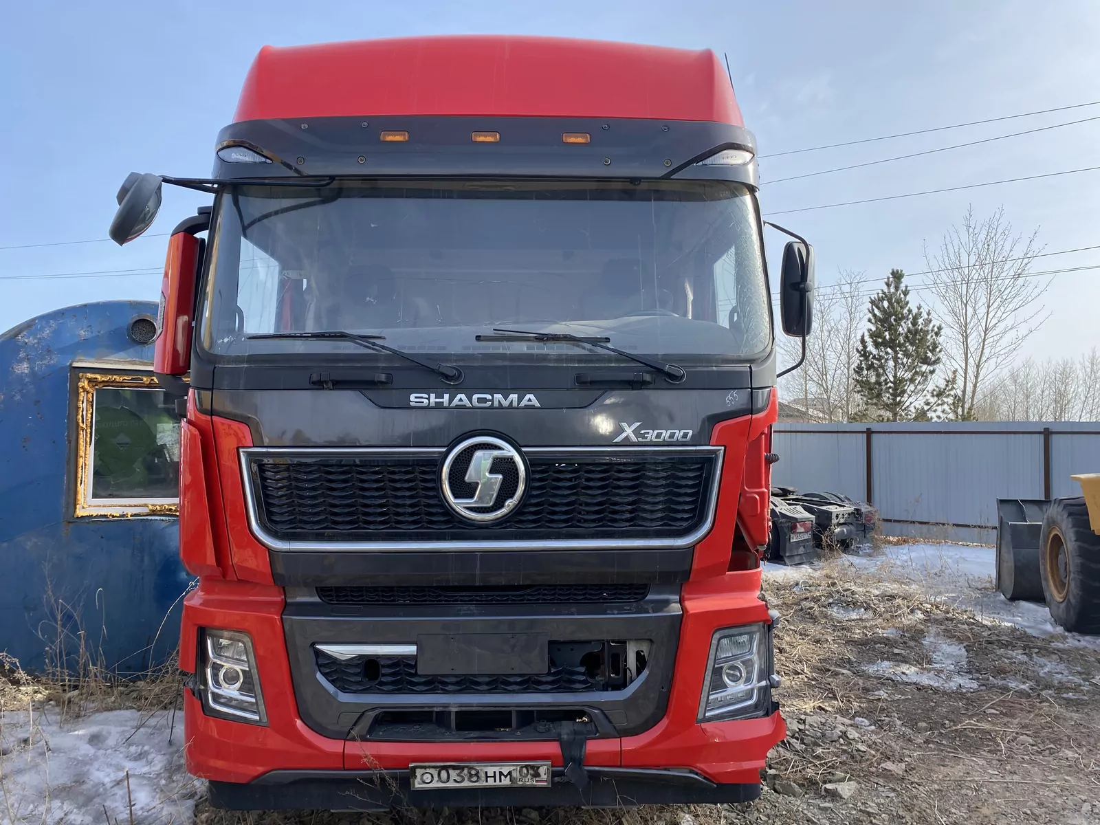 Shacman (Shaanxi) SX42584V324 6x4 Седельный тягач