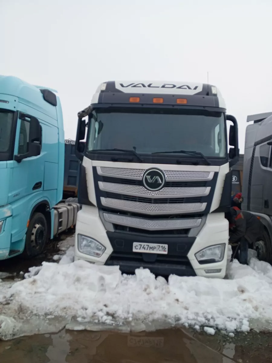 VALDAI 45 4x2 Седельный тягач