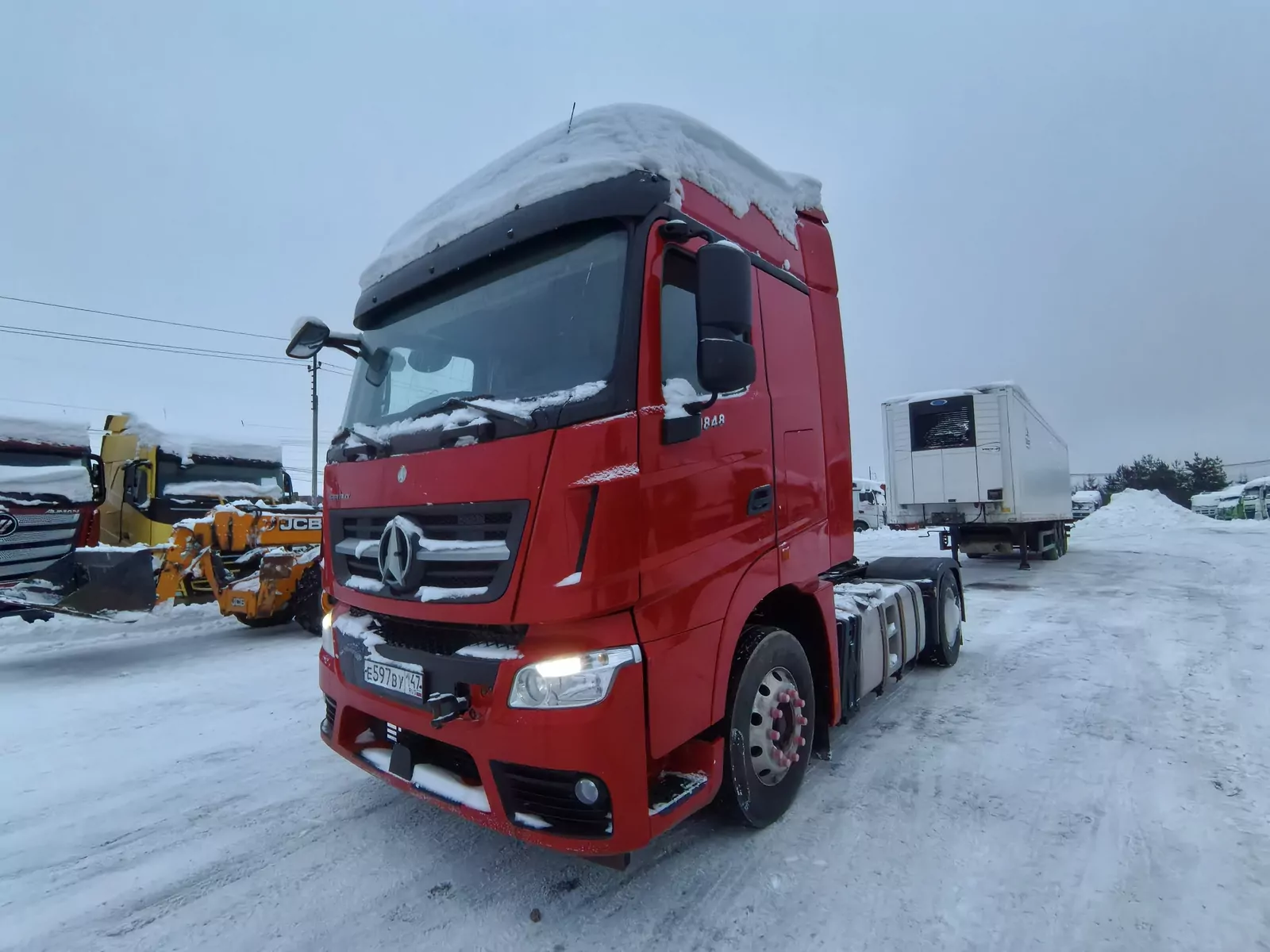 BEIBEN BBTR 4x2 Седельный тягач