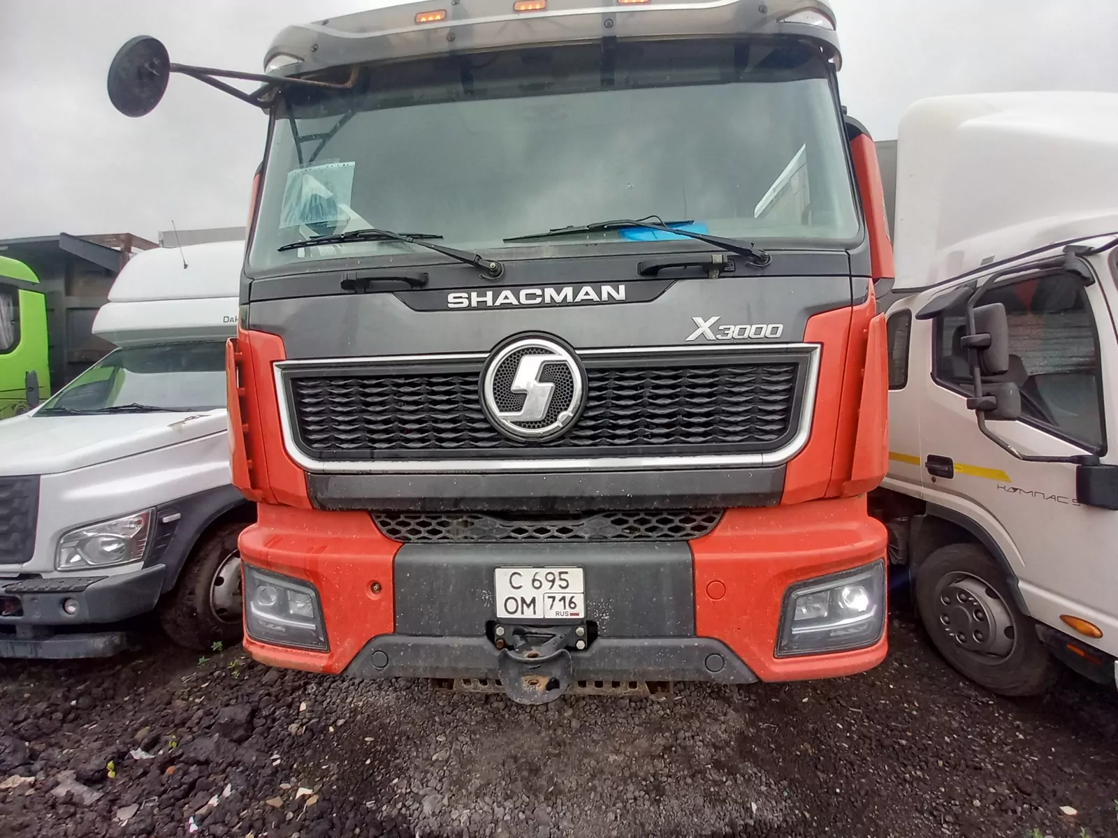 Shacman SX 8x4 Самосвал