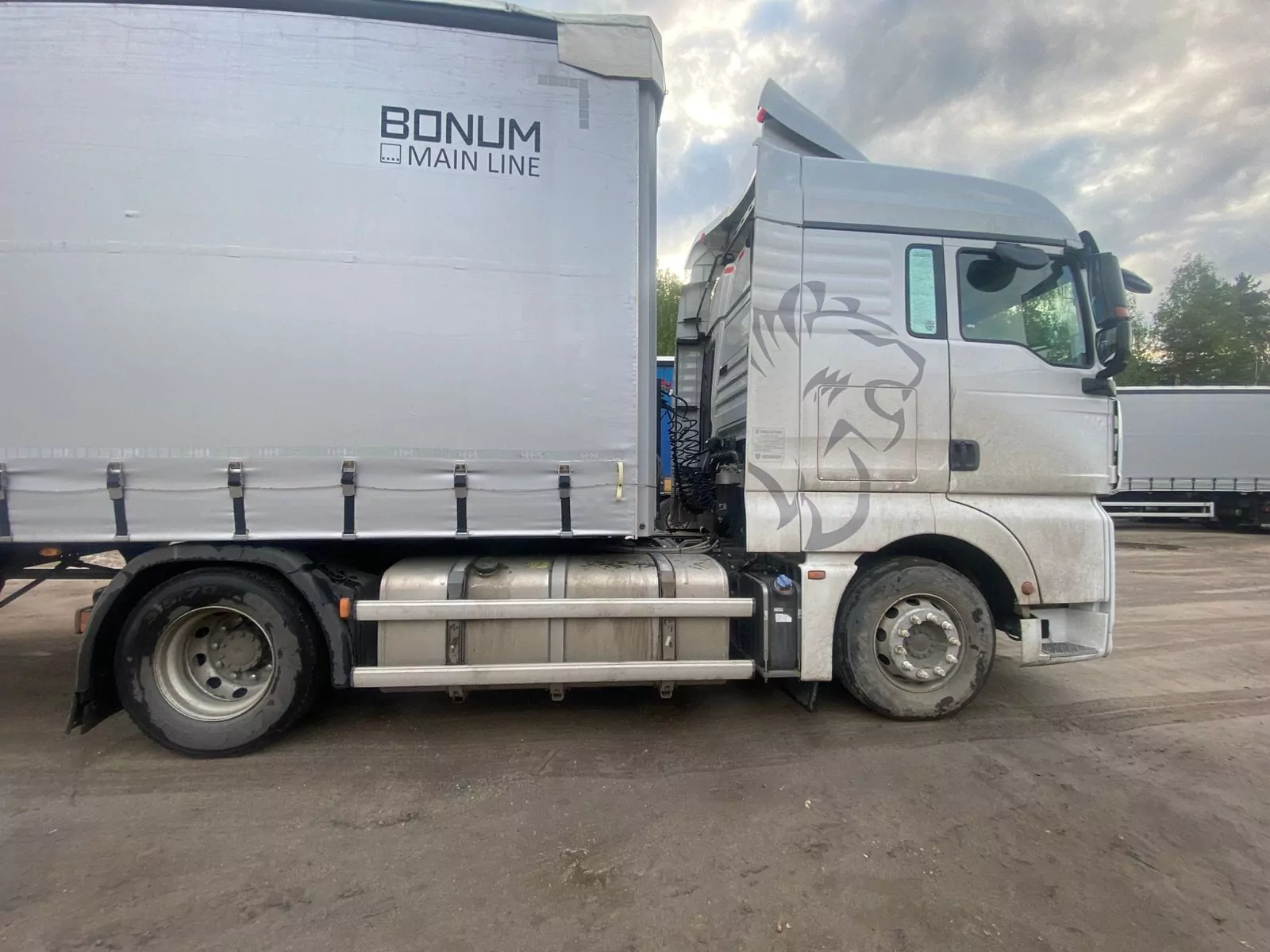 BONUM 9142 Полуприцеп шторный