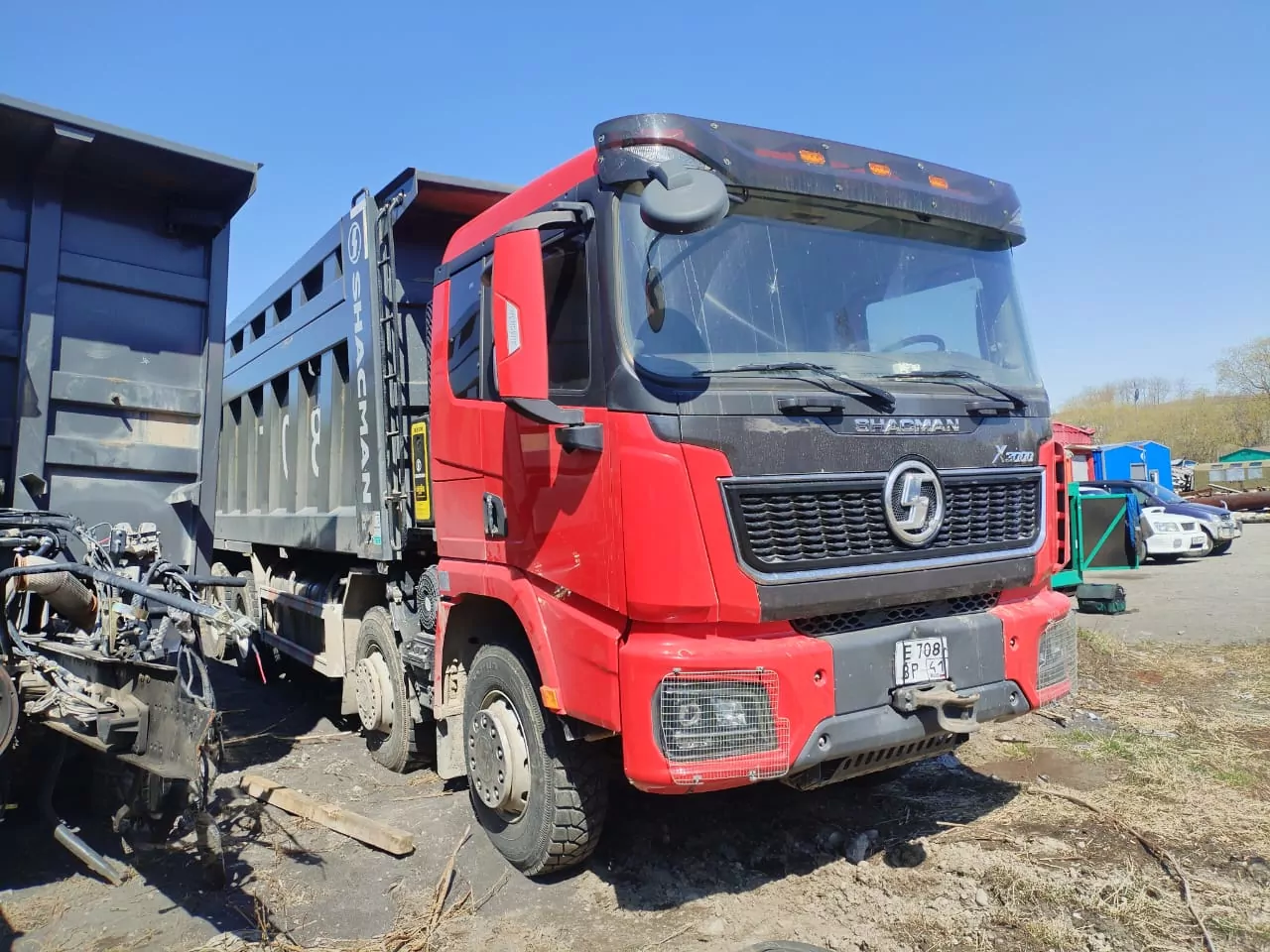 Shacman SX331863366 8x4 Самосвал