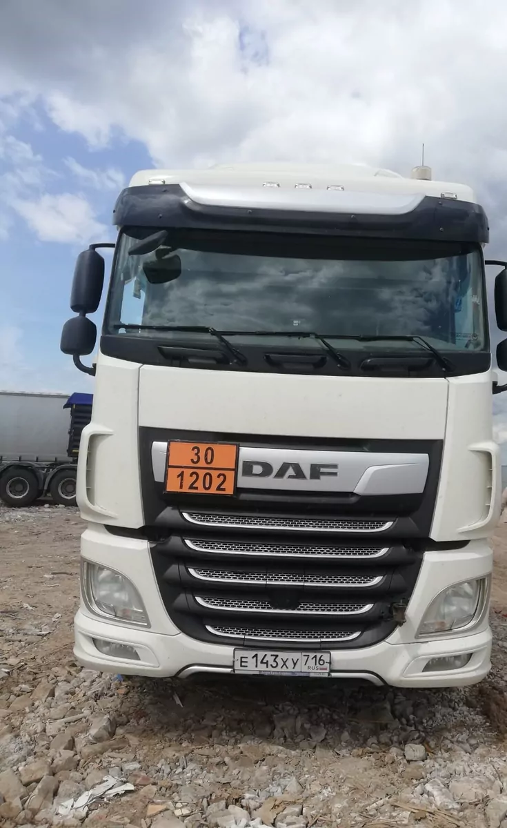 DAF XF 4x2 Седельный тягач