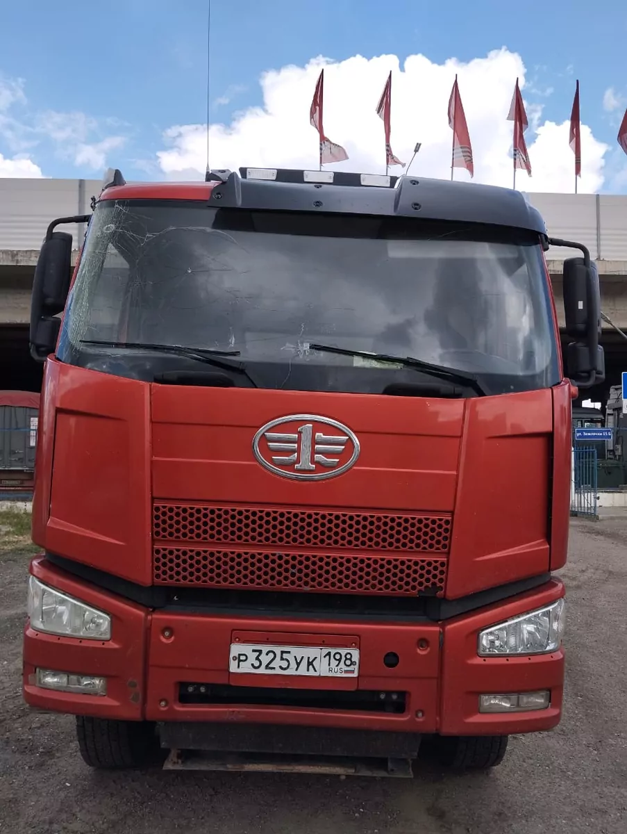 FAW J6 6x6 Самосвал