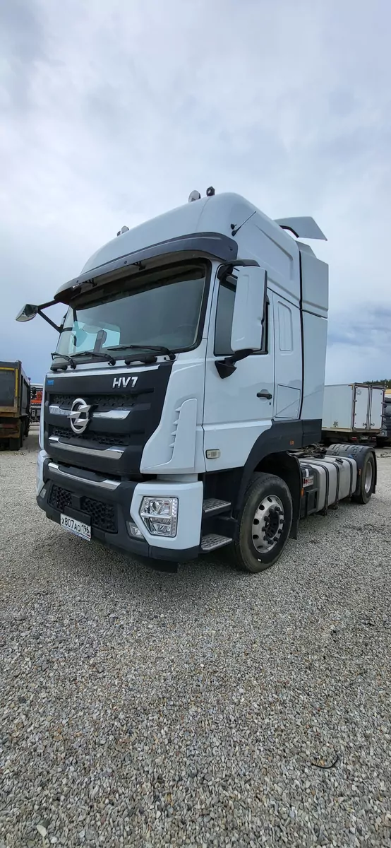 VASOL HV7 4x2 Седельный тягач