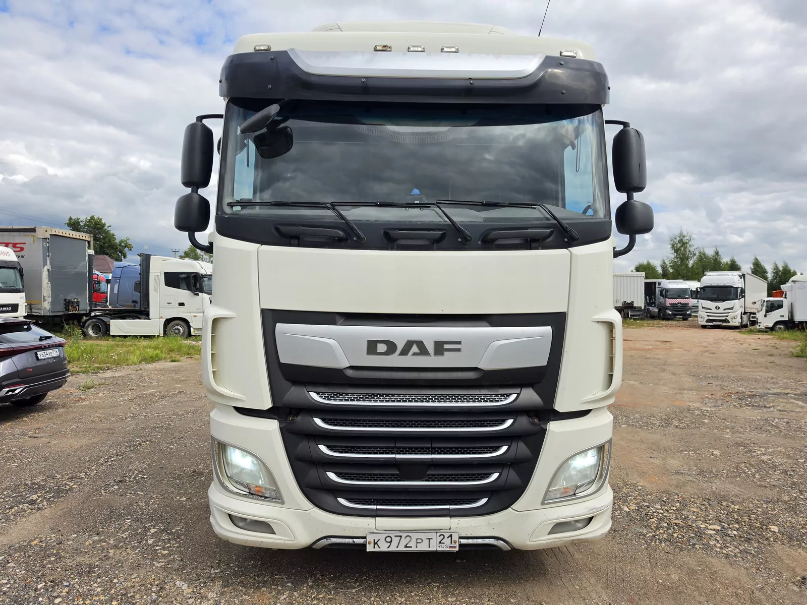 DAF XF 4x2 Седельный тягач