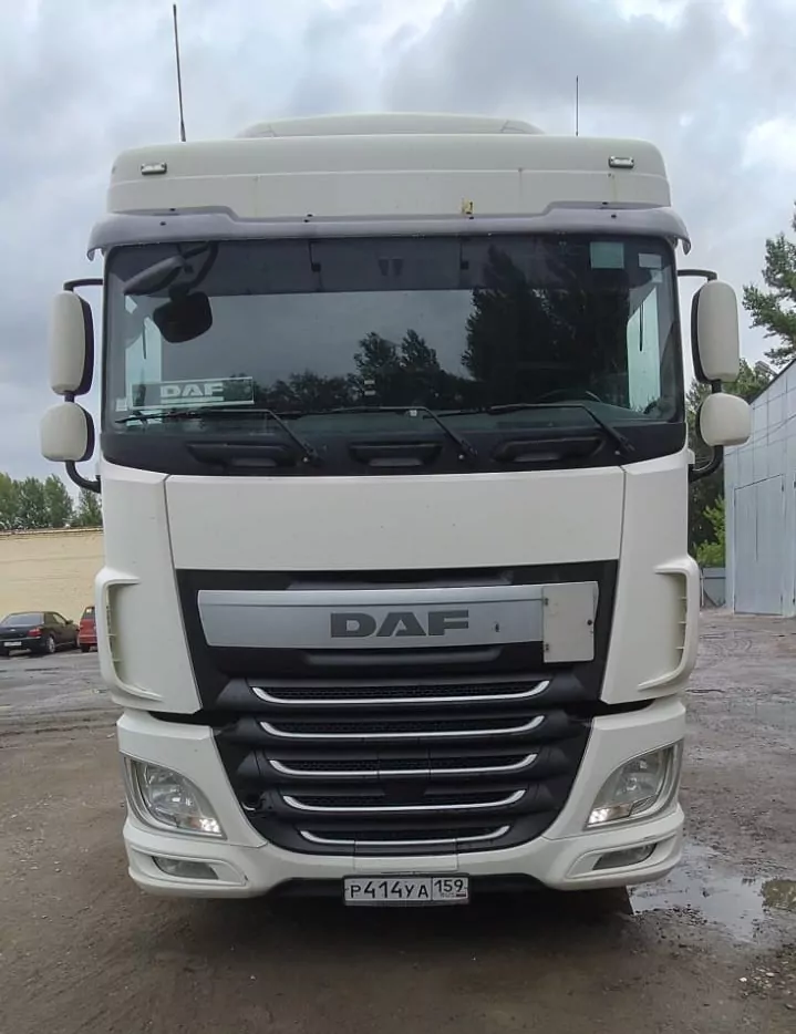 DAF XF 4x2 Седельный тягач