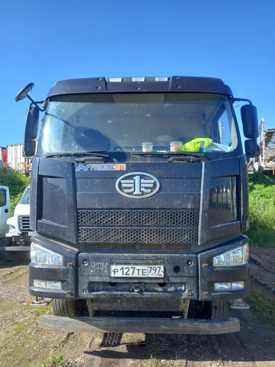 FAW J6 8x4 Самосвал