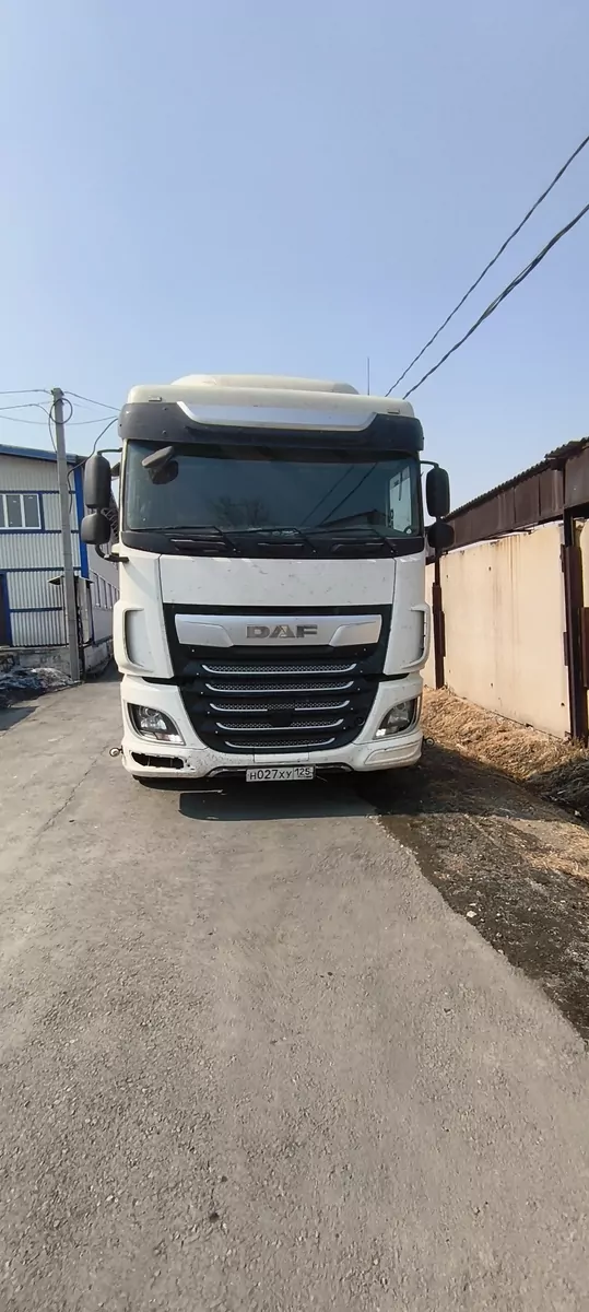 DAF XF 4x2 Седельный тягач