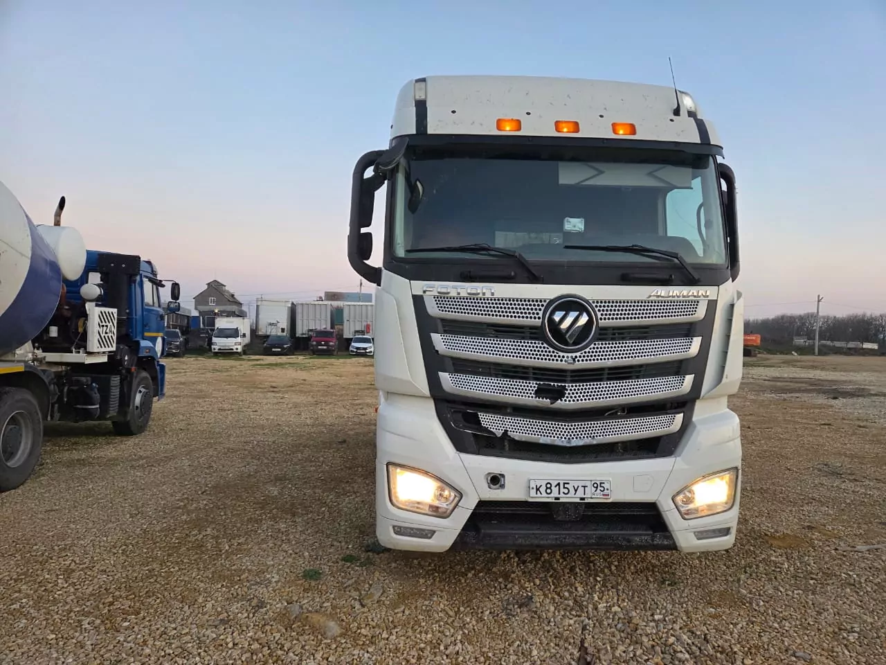 Foton AUMAN 4x2 Седельный тягач
