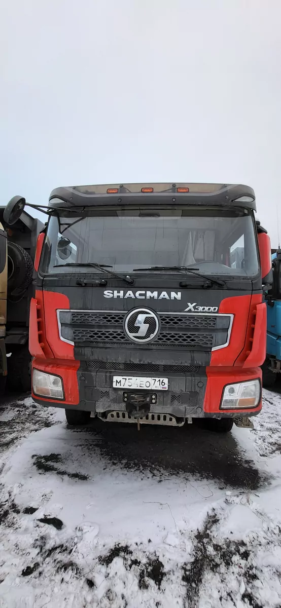 Shacman SX331863366 8x4 Самосвал