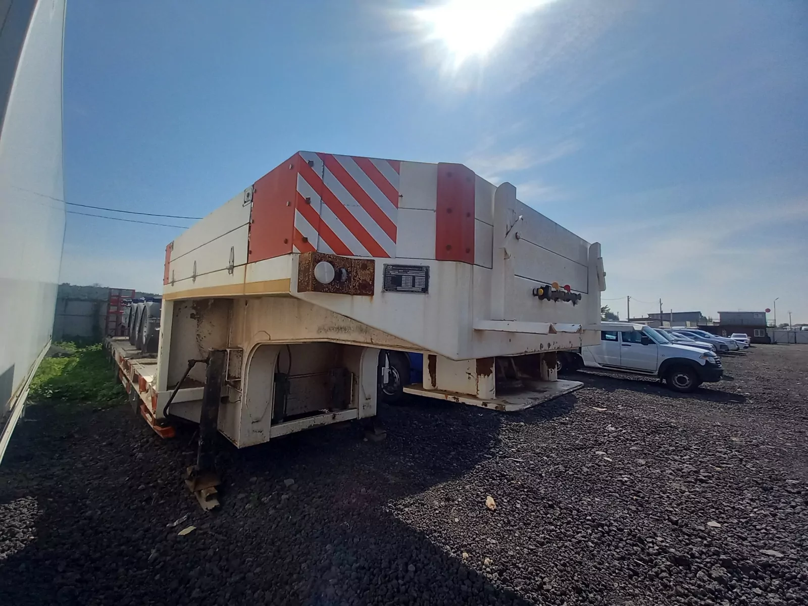 AMUR LYR9806TDPW Полуприцеп тяжеловоз 5 осей