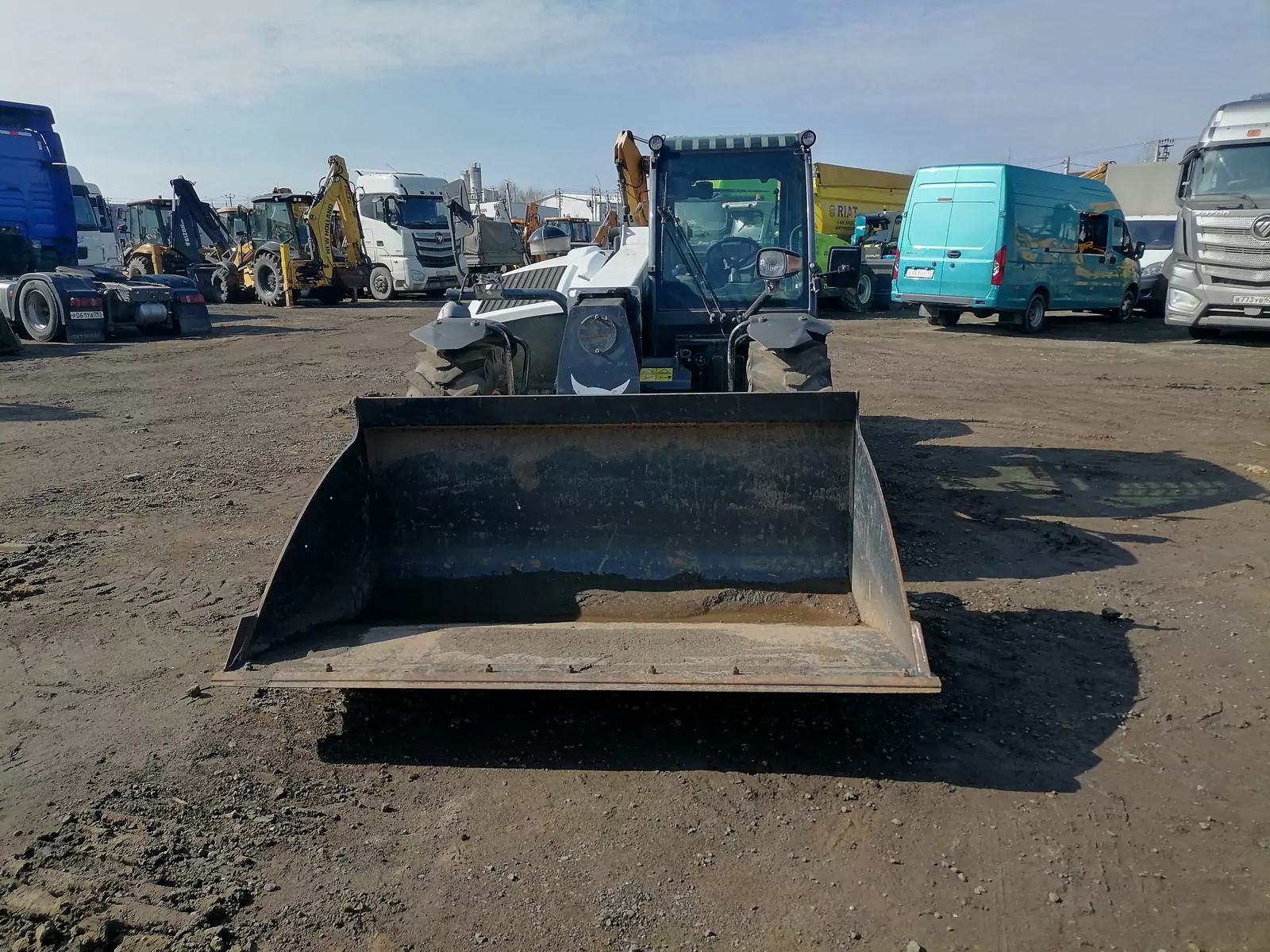 Bobcat TL26.60DB Телескопический погрузчик