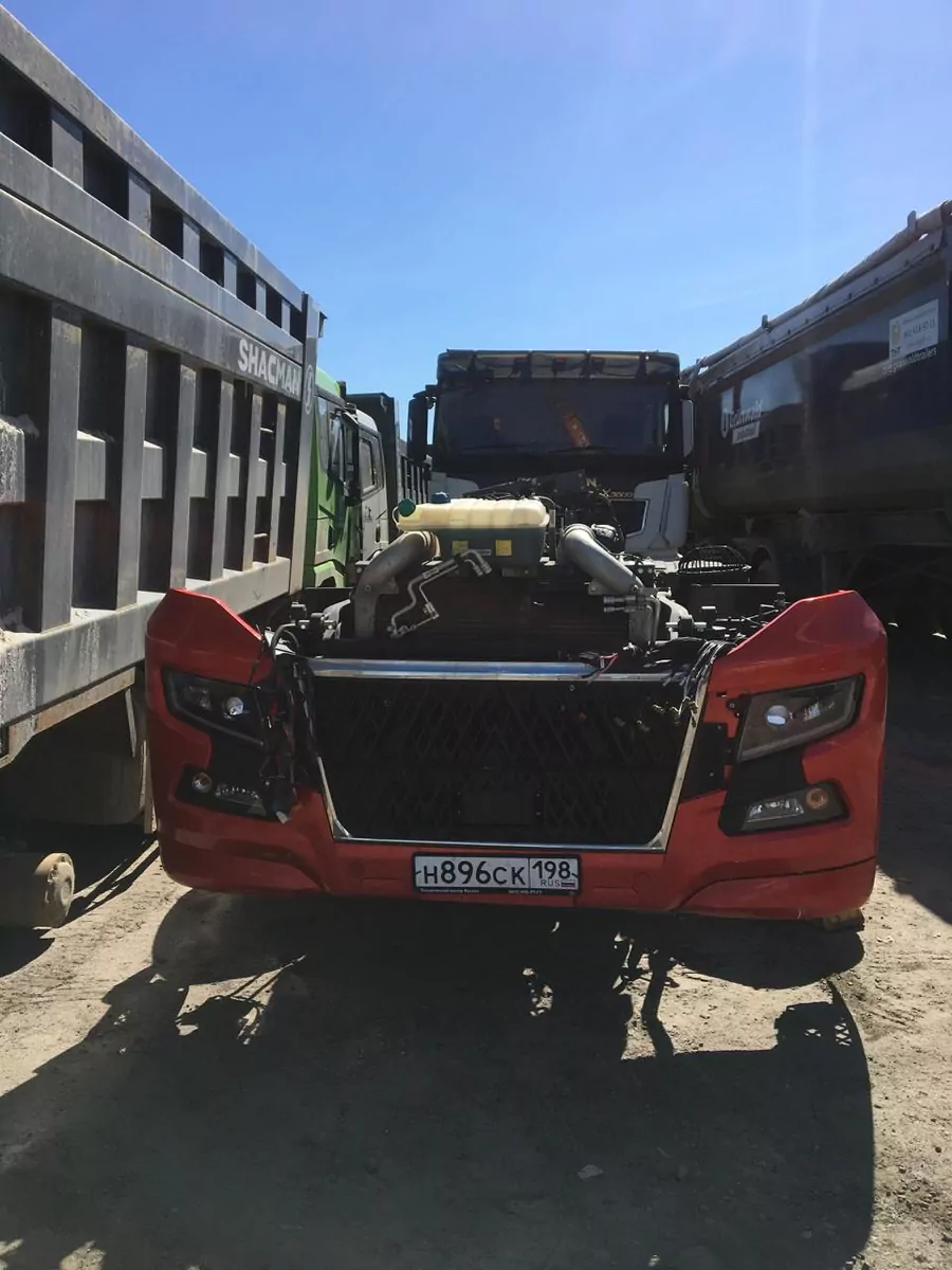 SITRAK C7H 4x2 Седельный тягач