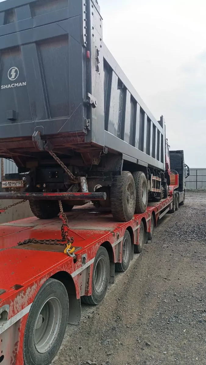 Shacman SX 8x4 Самосвал