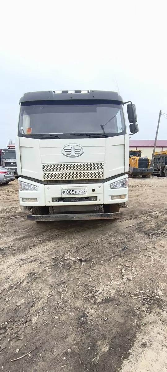 FAW J6 6x4 Самосвал