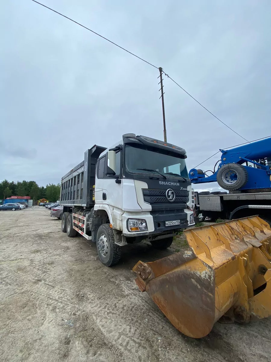 Shacman SX 6x6 Самосвал