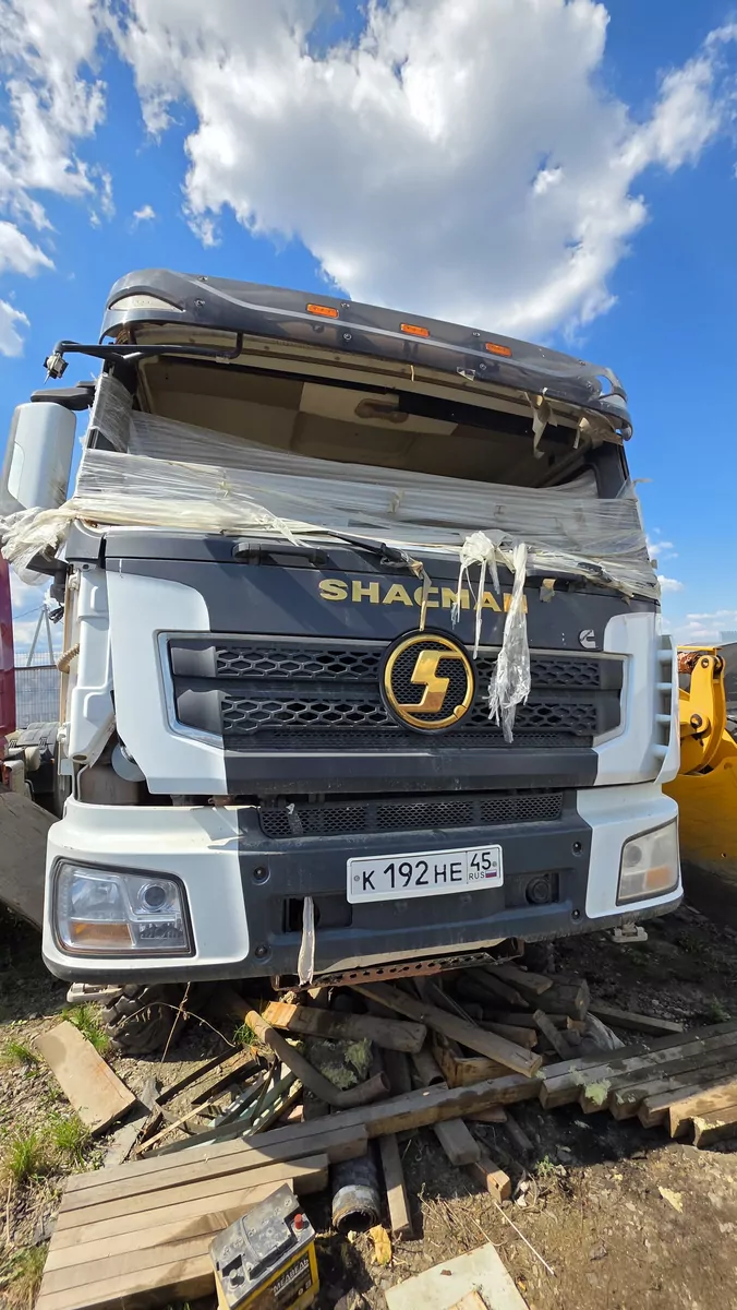 Shacman SX32586W385C 6x6 Самосвал