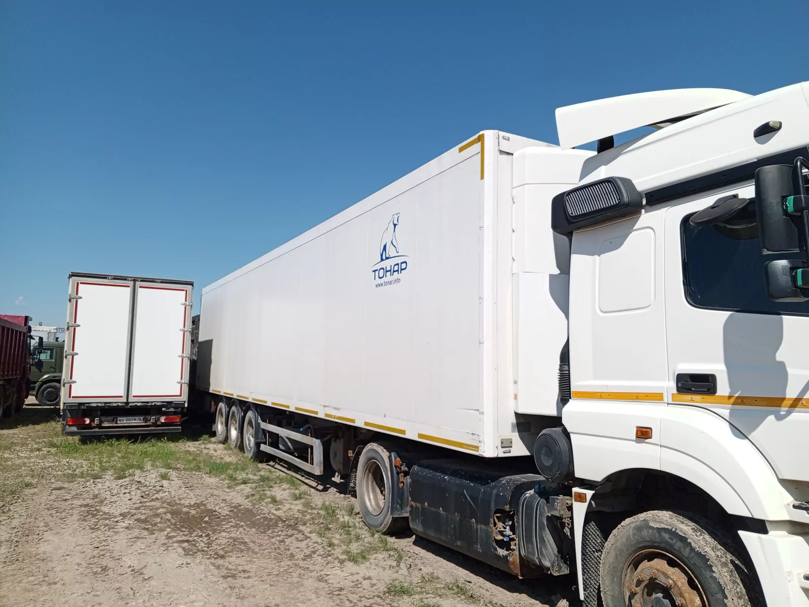 Тонар 9746 Полуприцеп изотермический/рефрижератор