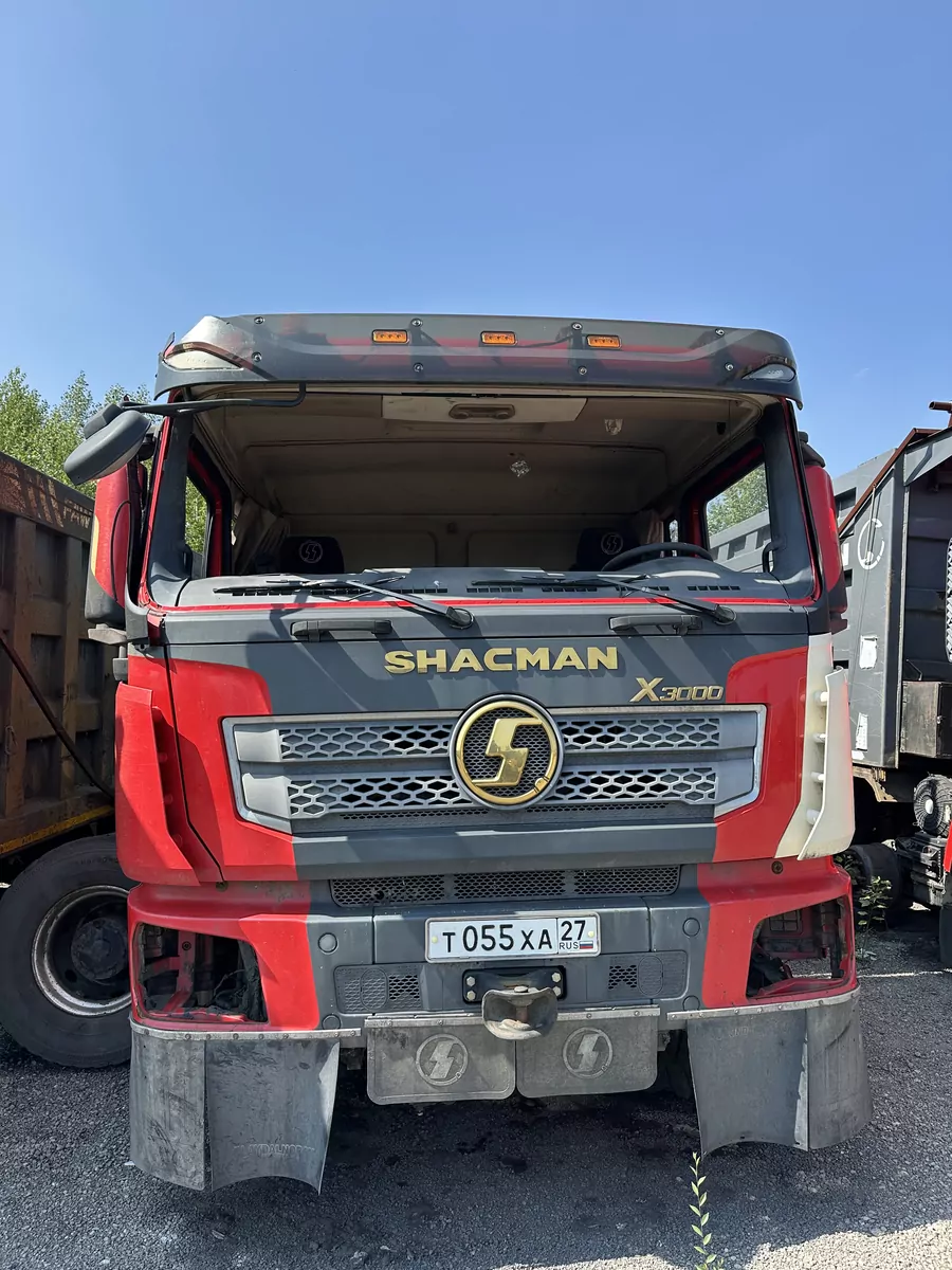 Shacman SX33186T366 8x4 Самосвал
