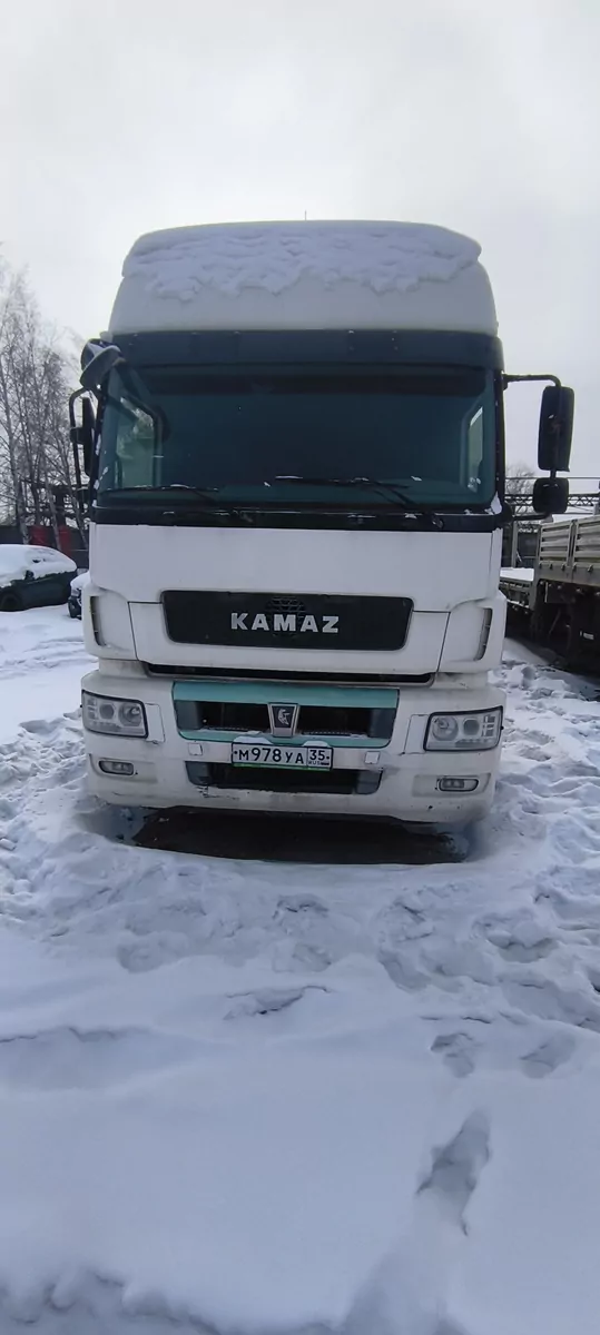 КамАЗ 5490 4x2 Седельный тягач