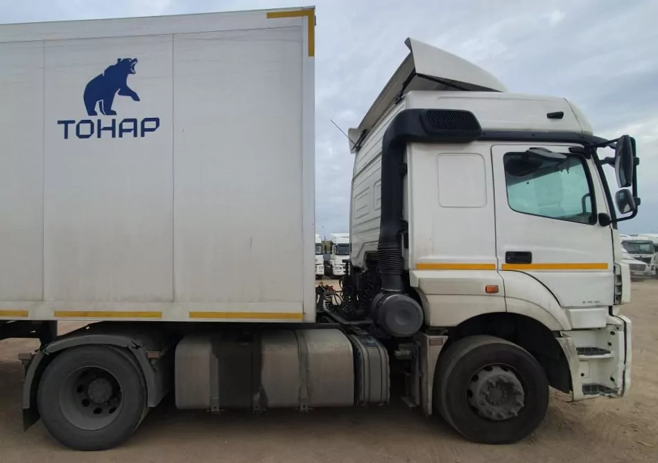КамАЗ М1840 4x2 Седельный тягач