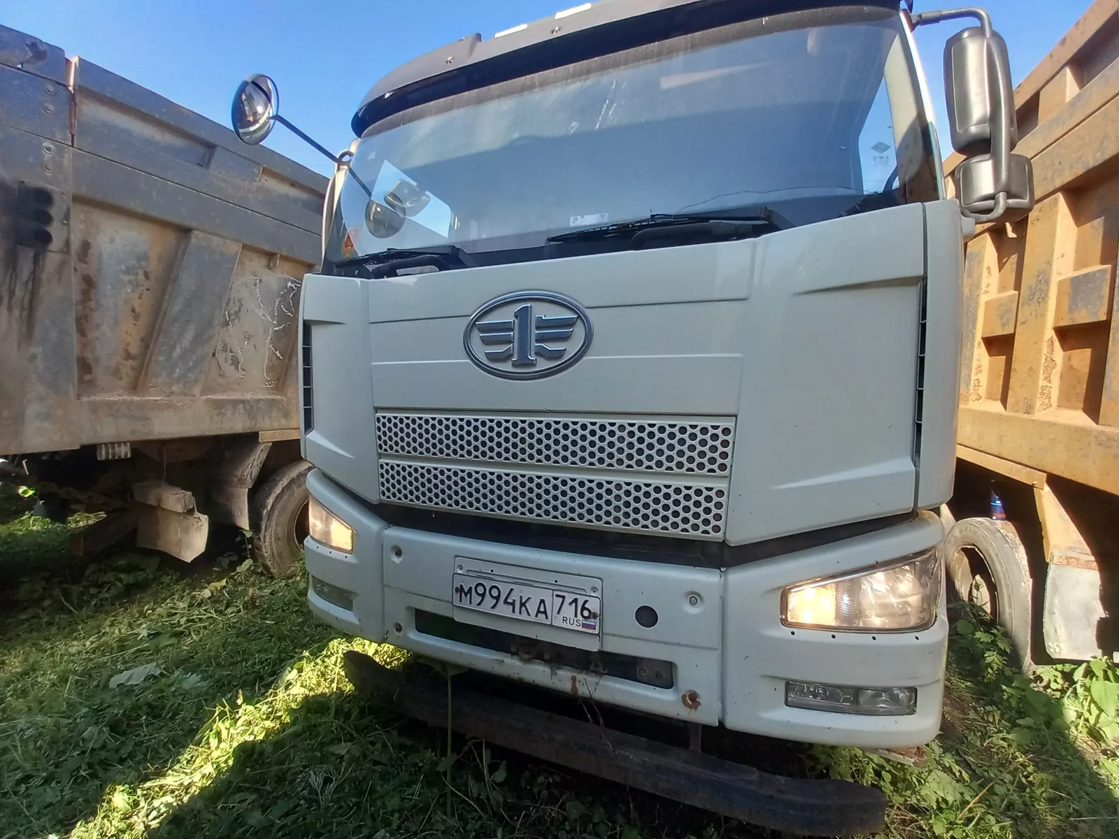 FAW J6 8x4 Самосвал