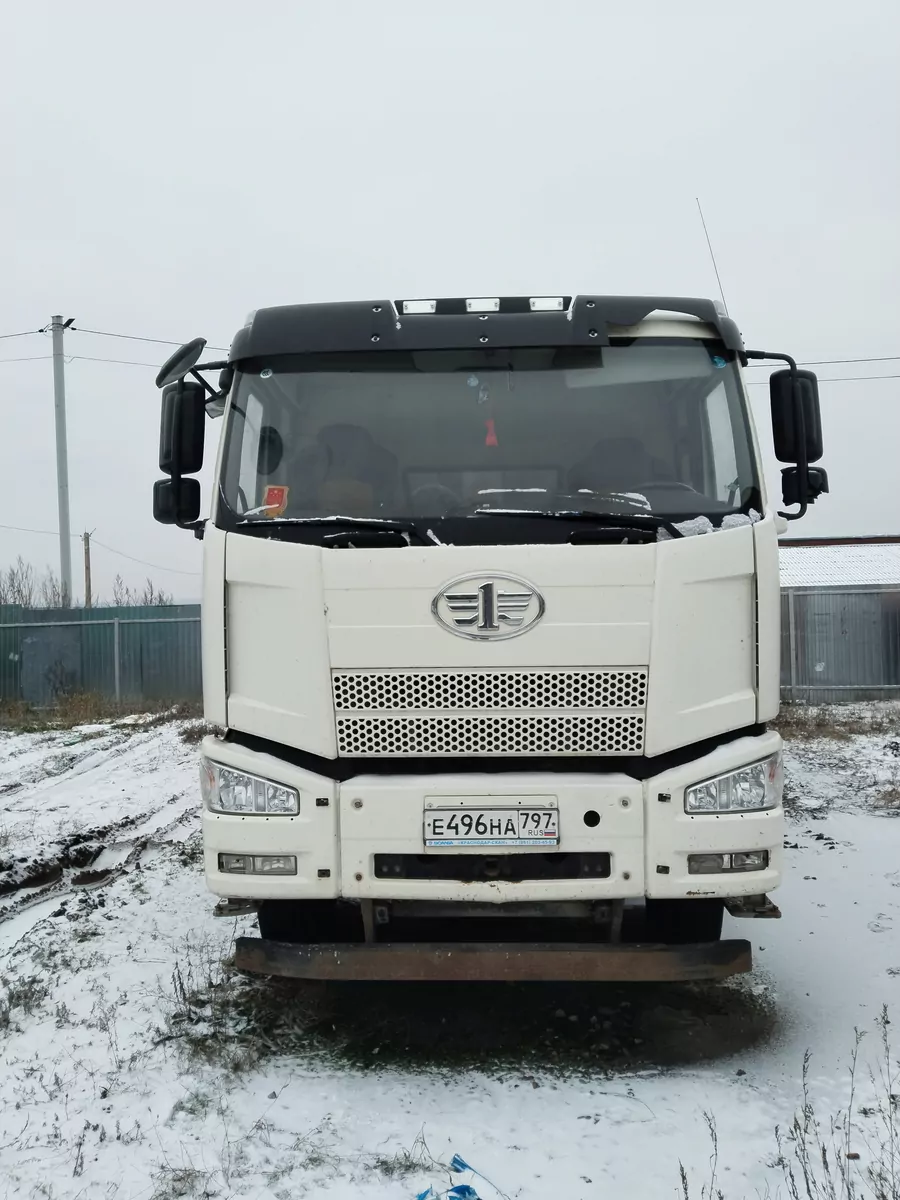 FAW J6 8x4 Самосвал