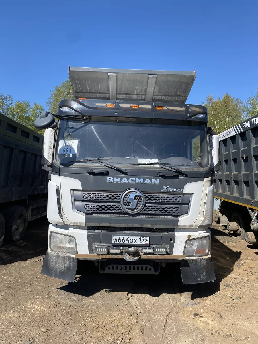 Shacman SX 8x4 самосвал