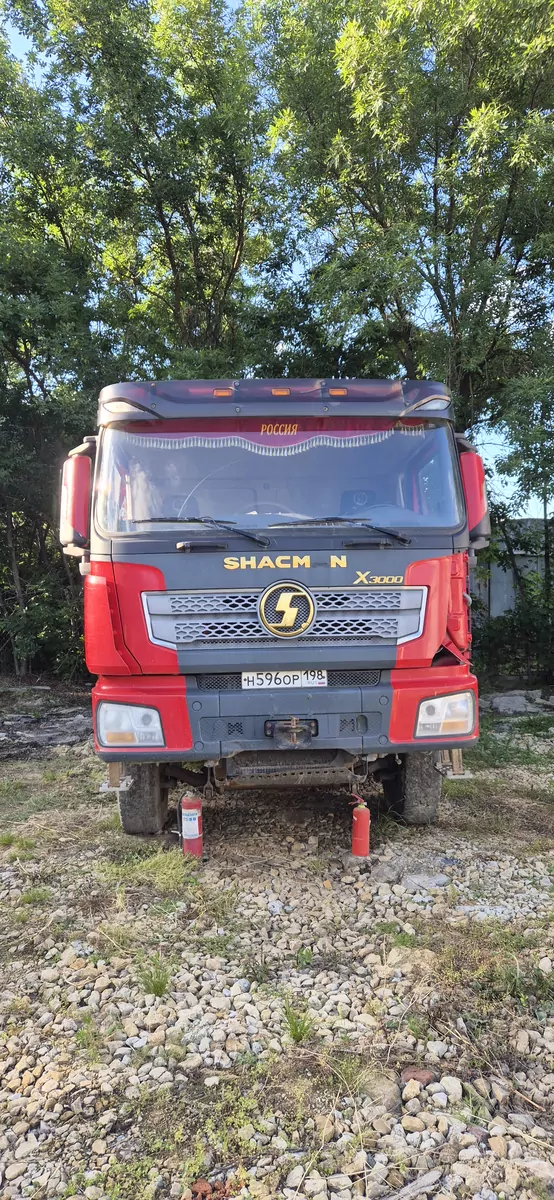 Shacman SX 6x4 Самосвал
