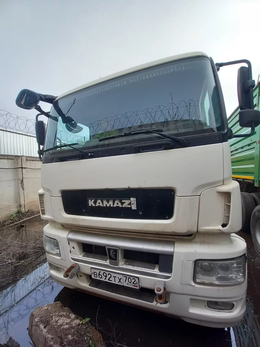 КамАЗ 65206-T5 6x4 Седельный тягач
