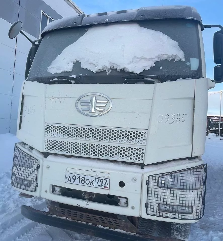 FAW CA3310P66K24T4E5 8x4 самосвал