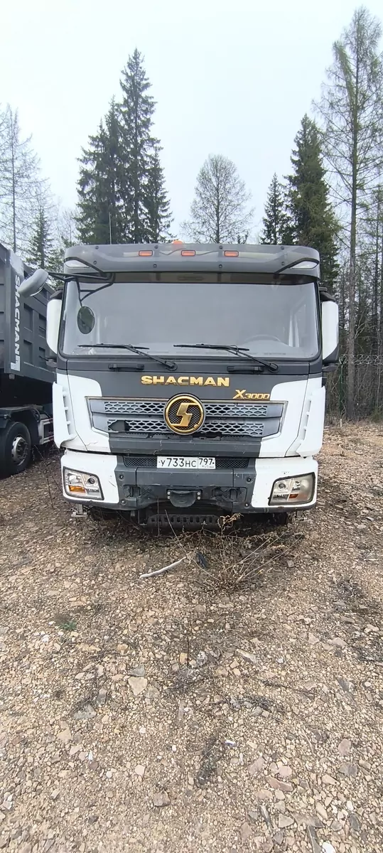Shacman SX331863366 8x4 самосвал