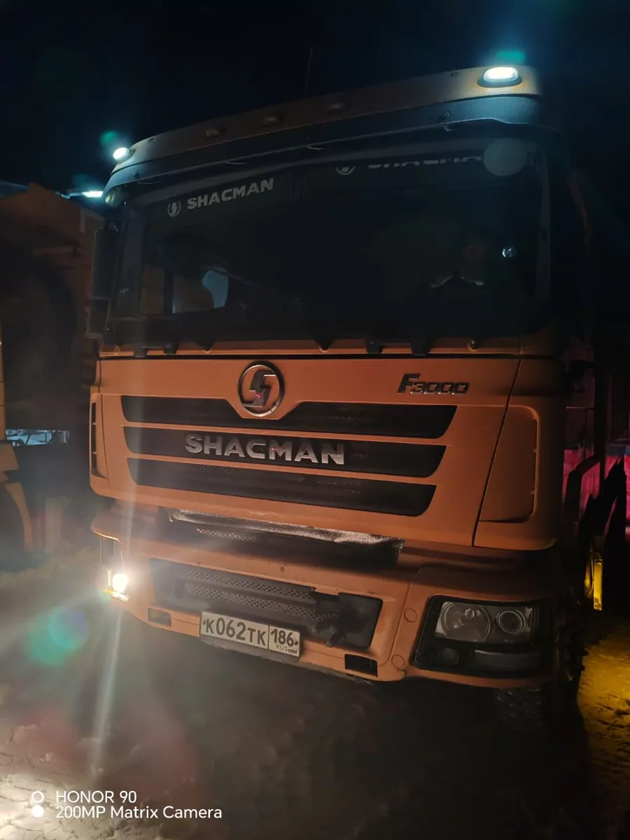 Shacman SX3258DT384C 6x4 самосвал