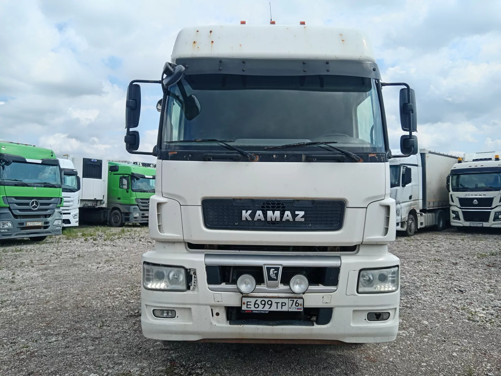 КамАЗ 5490-S5 4x2, седельный тягач