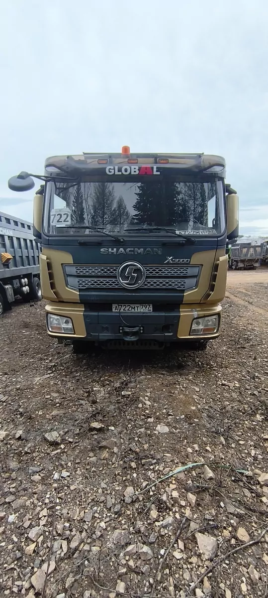 Shacman SX 8x4 Самосвал