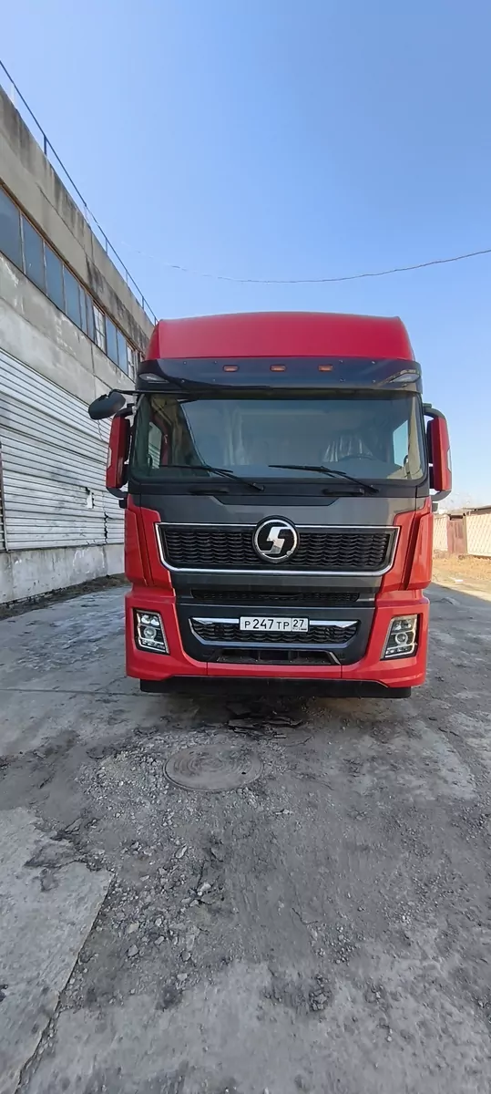 Shacman SX 6x4 Седельный тягач
