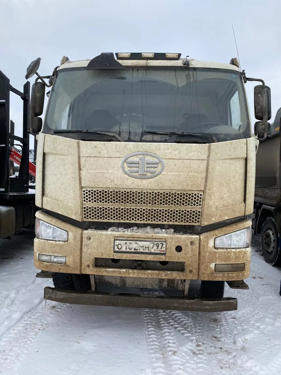 Автомастер 6589 на шасси FAW CA 3310 8x4 Самосвал