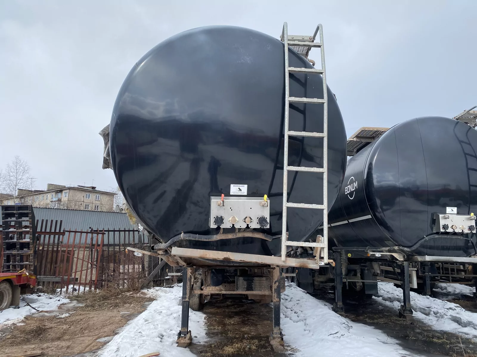 BONUM 914220 Полуприцеп цистерна